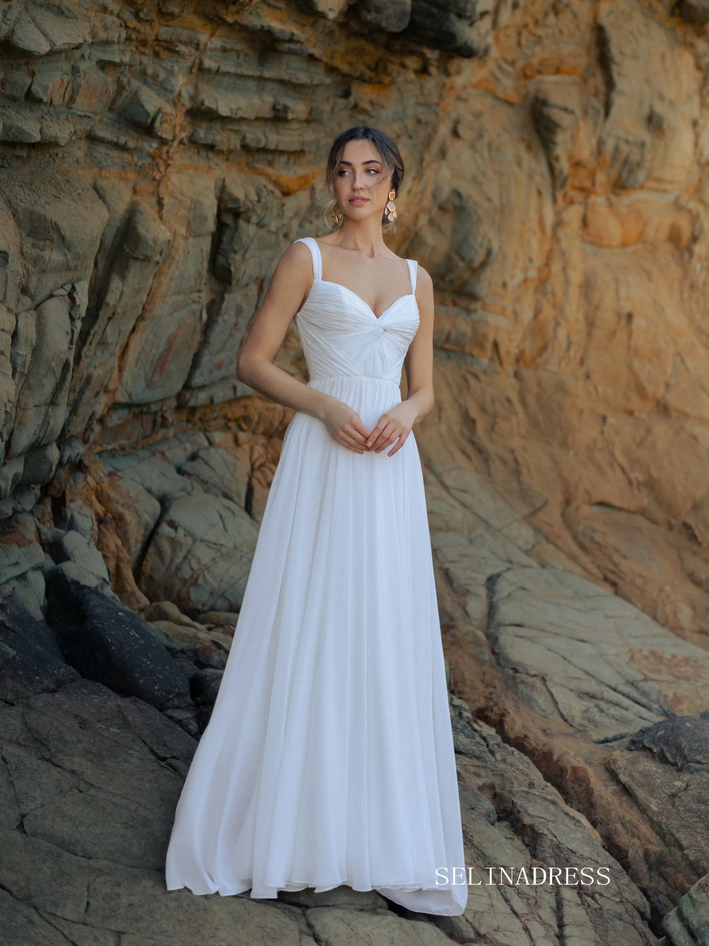 A-line Straps Chiffon Beach Wedding Dresses Elegant Bridal Gown EWR801