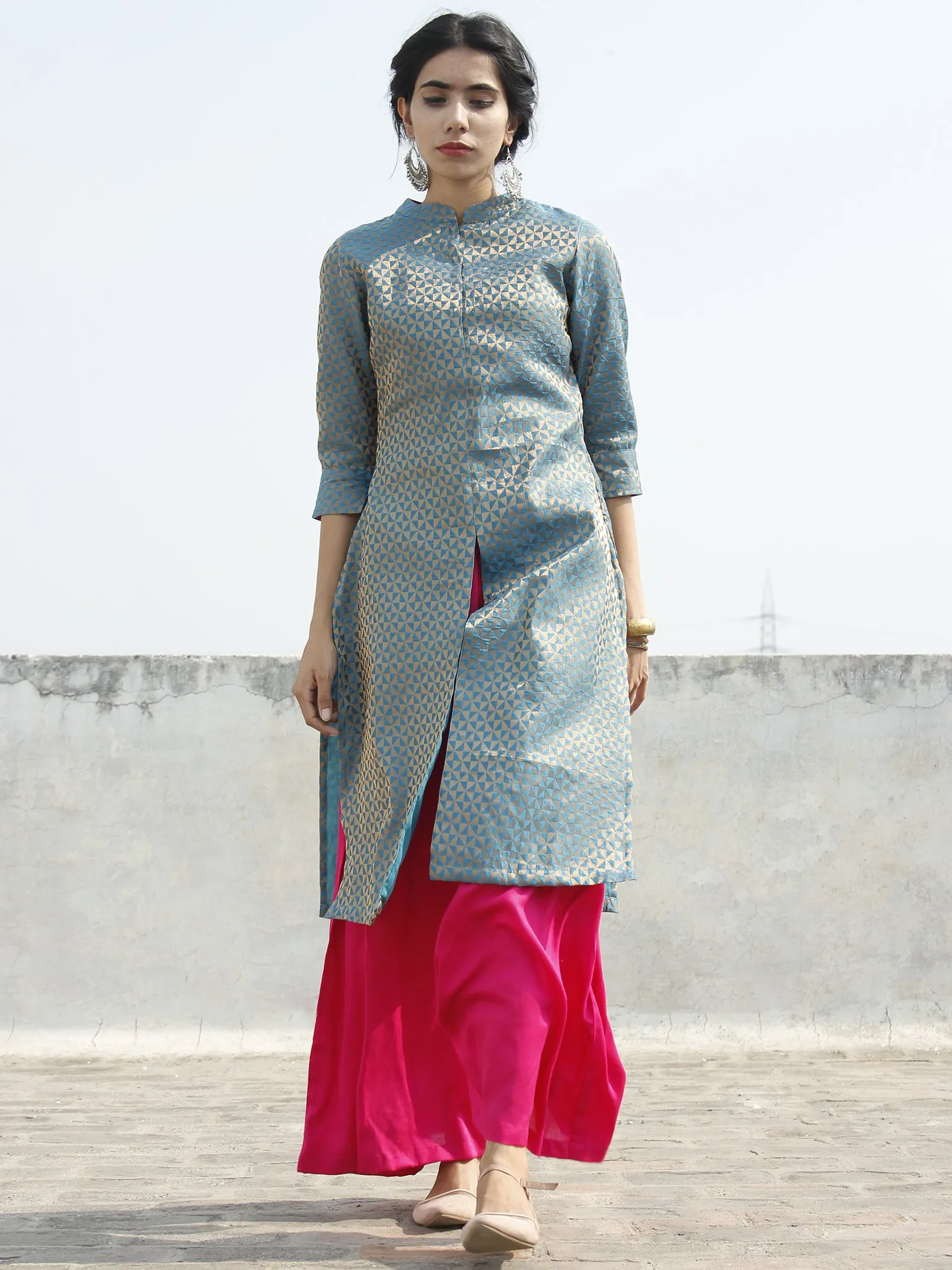 Blue Golden Brocade Kurta With Front Slit And Stand Collar- D124F001