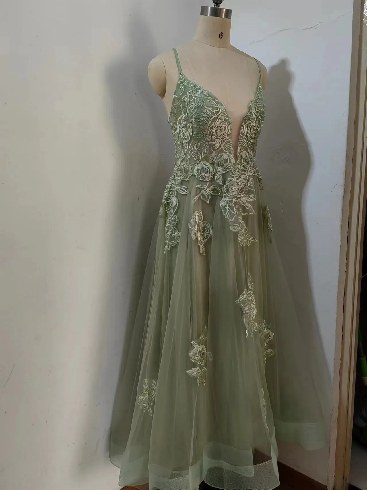 Dusty Sage Prom Dress Plunging V Neck Appliques Lace-Up A-line Long Evening Gown