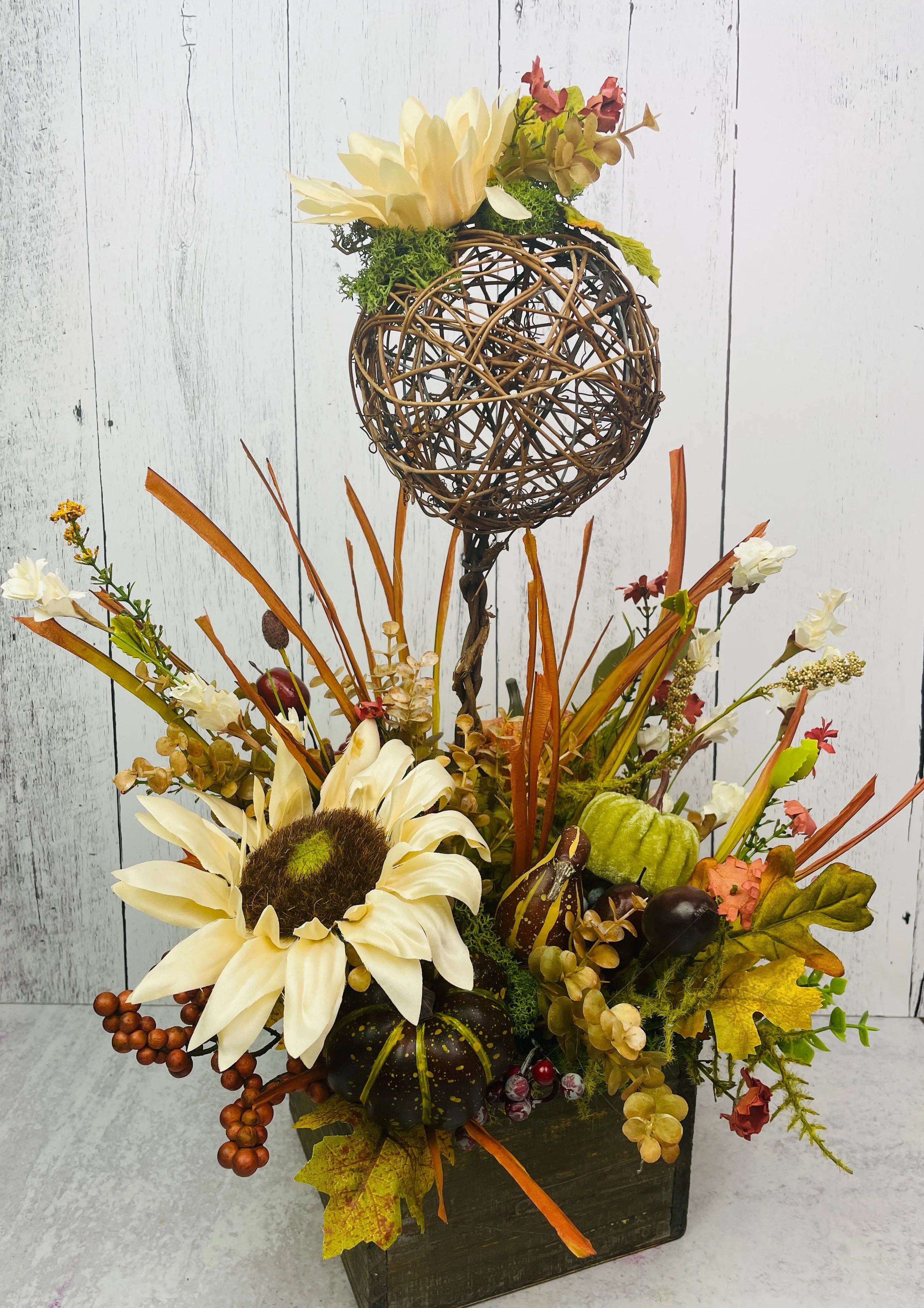 Fall Table decor with Sunflowers