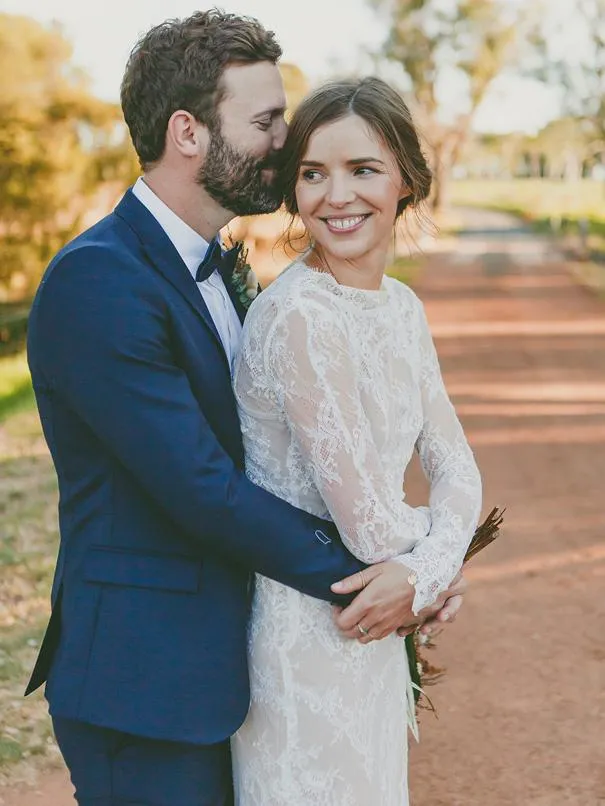 Sheath/Column Ivory Wedding Dress With Long Sleeve Lace Wedding Gowns SEW025