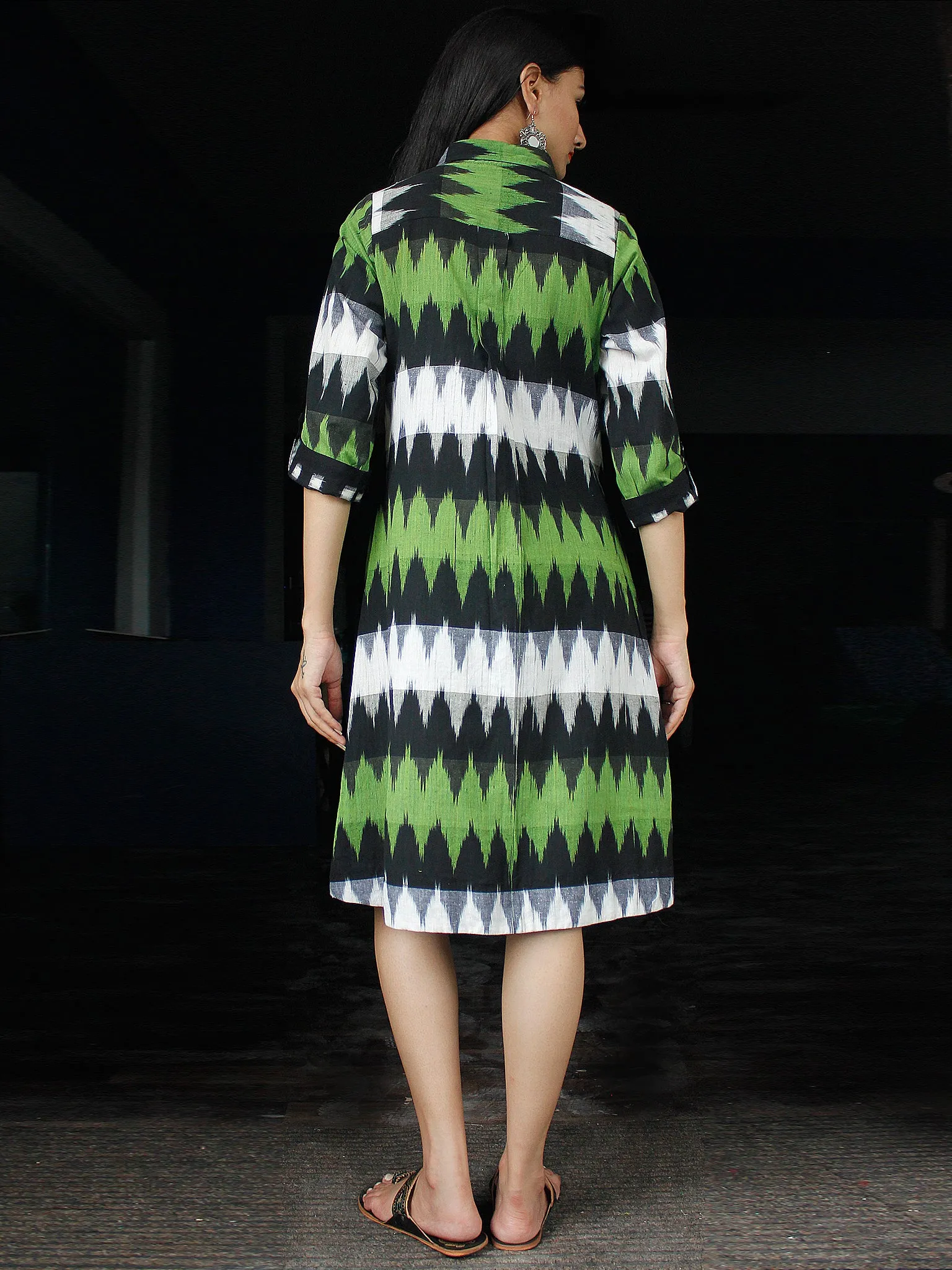 Shirt Style : Handwoven Double Ikat Shirt Dress With Front Pockets - D239F933