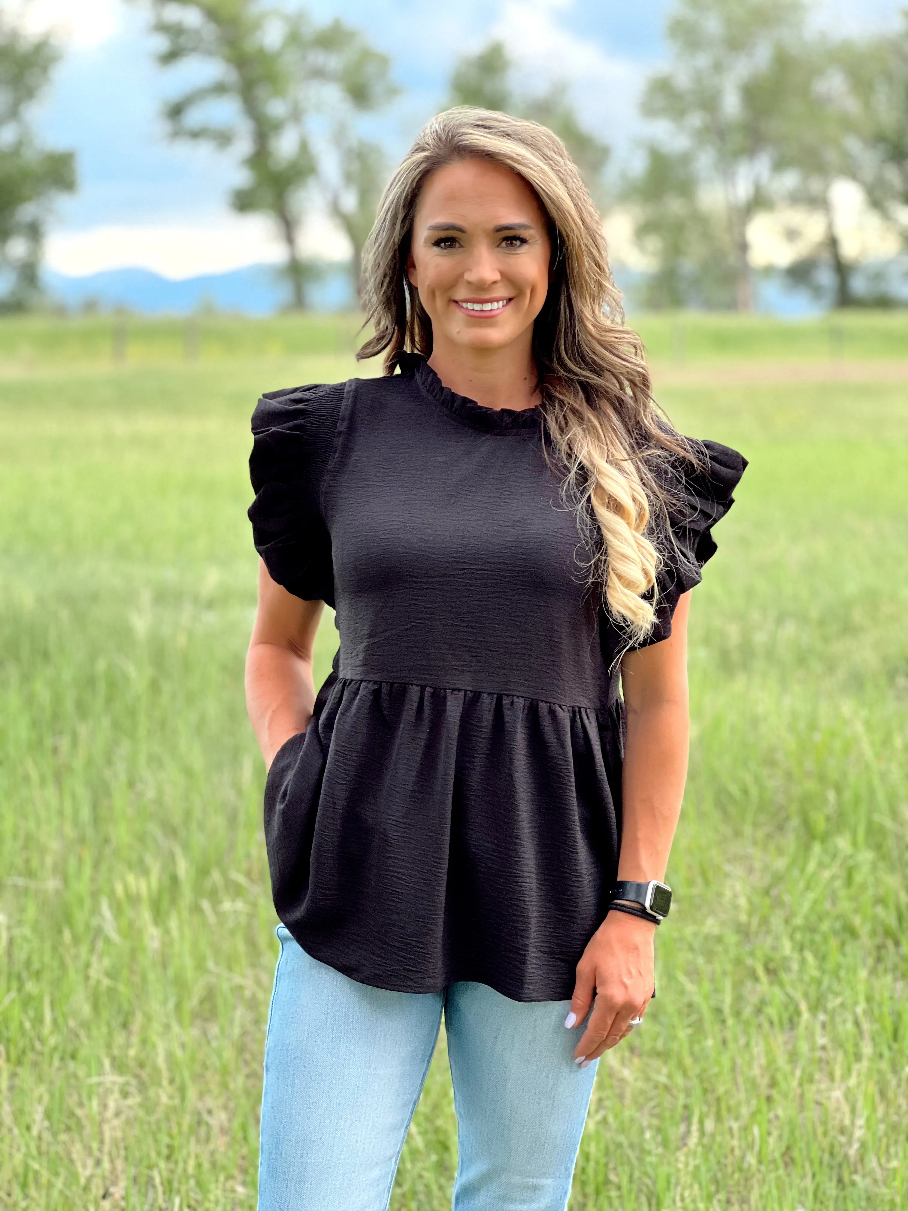 The Izabel Top in Black