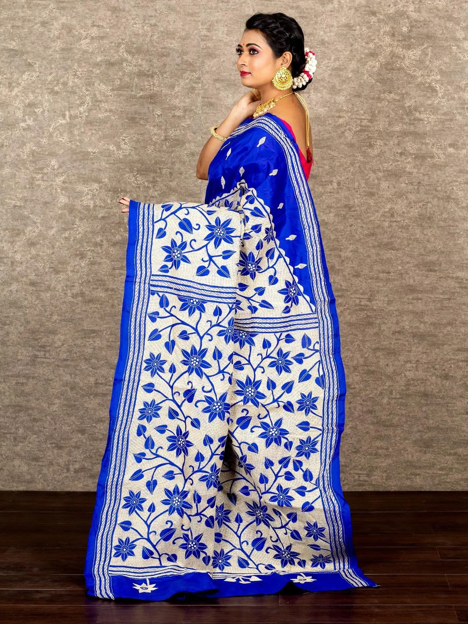 Wonderful Royal Blue Reverse Kantha Stitch Bangalore Silk Saree